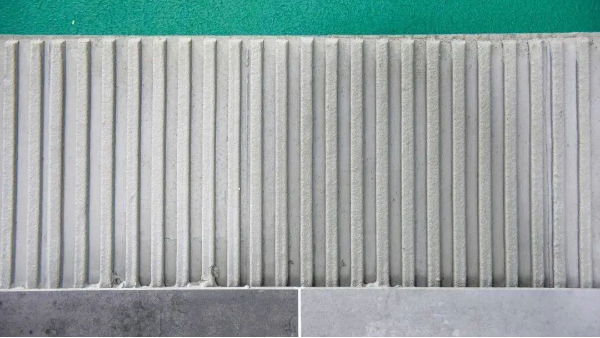 昆明瓷磚膠廠家告訴您，瓷磚膠的4個常見問題及解決方法