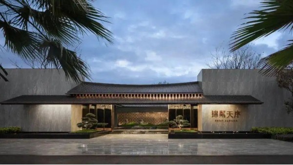 昆明·錦粼天序 外墻膩子施工案例