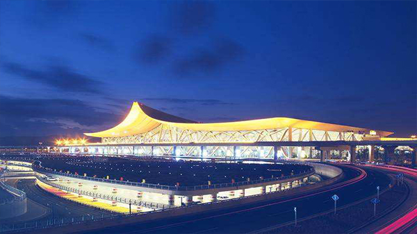 云南易高昆明長(zhǎng)水機(jī)場(chǎng)外墻膩?zhàn)討?yīng)用案例