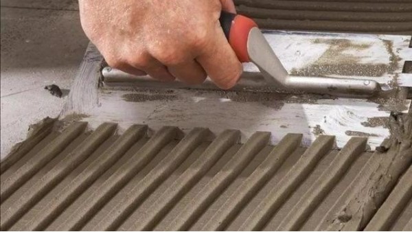 柔性巖板瓷磚膠為什么要采用薄貼法，昆明瓷磚膠廠家為您解答