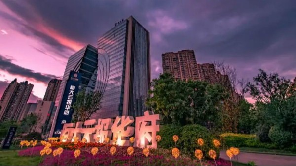 昆明·恒大云報華府（內(nèi)外墻膩子）